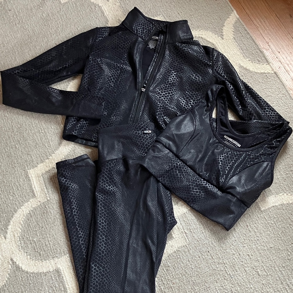 SET 3 piece Black Snake Print Leggings - Picture 13 of 16
